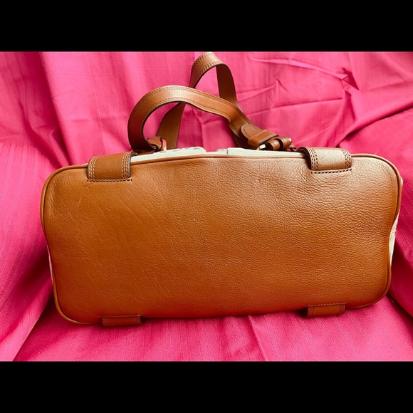 Authentic Michael Kors - Picture 3 of 5
